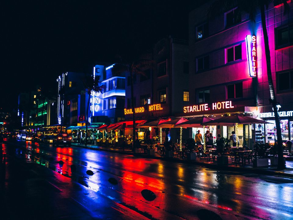 Nightlife at Ocean Drive