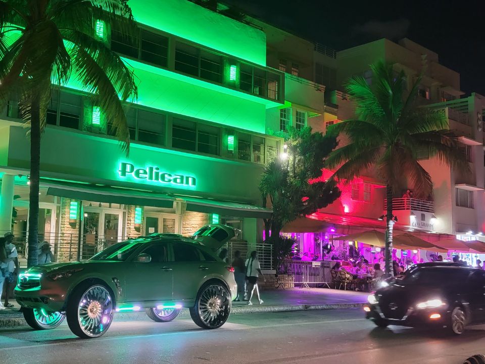 Pelican Hotel Miami Beach