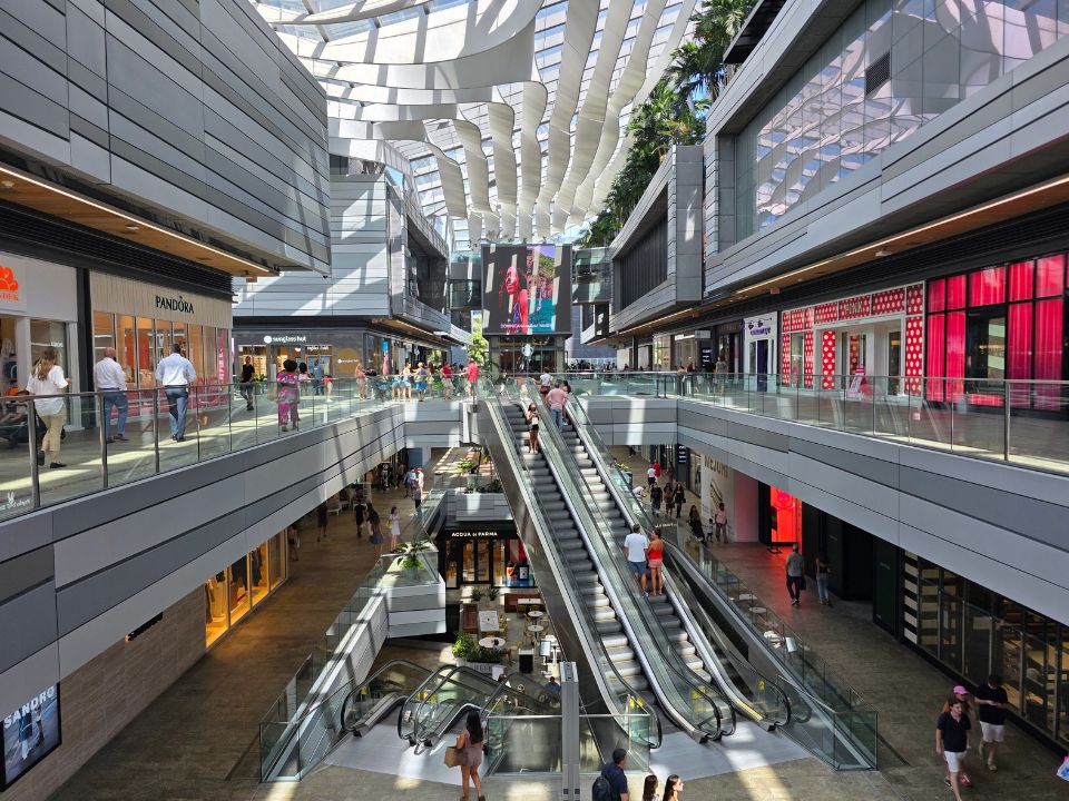 Brickell City Centre Third Floor and mall