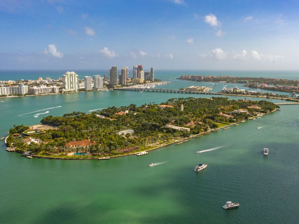 Star Island in near Miami Beach