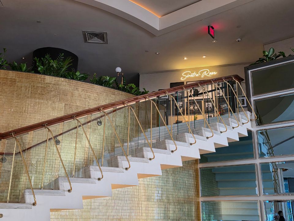 Sinatra Room Fountainbleau