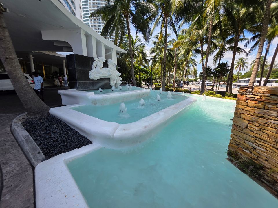 Fountains at the Entrance of the Fountainebleau Miami Beach