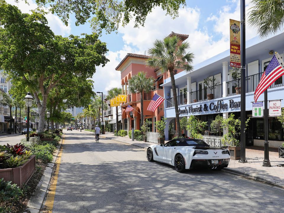 Beautiful Las Olas Boulevard a premier travel destination in South Florida, USA